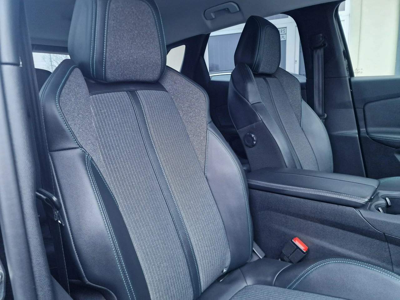 Peugeot 3008 - Zdjęcie 21