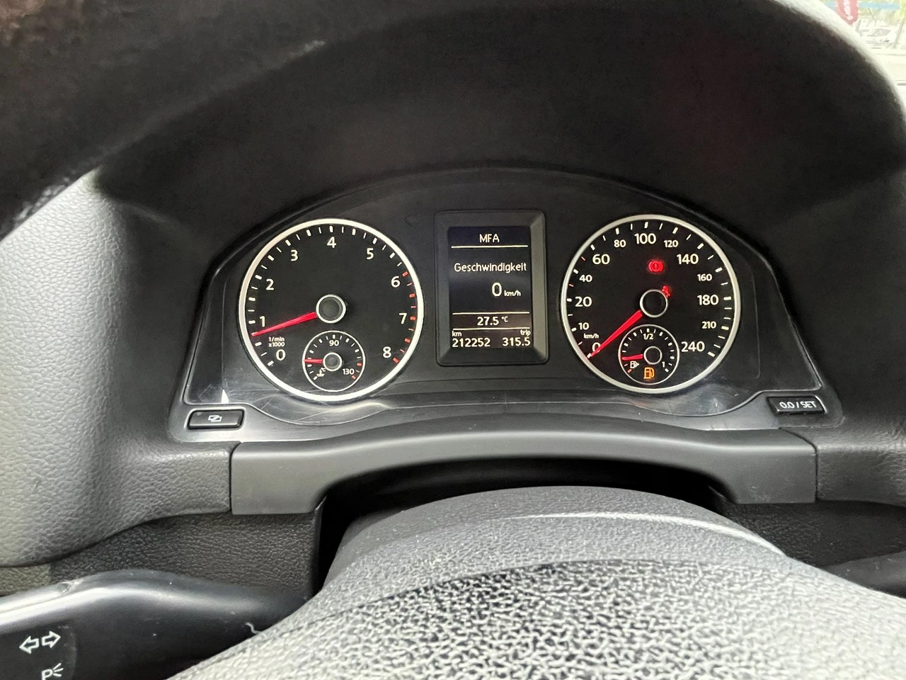 Volkswagen Tiguan - Zdjęcie 10