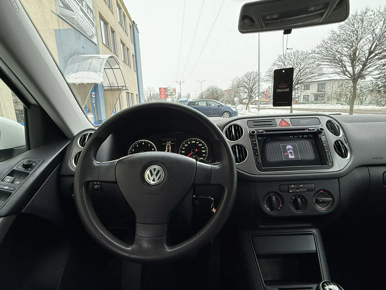 Volkswagen Tiguan - Zdjęcie 7