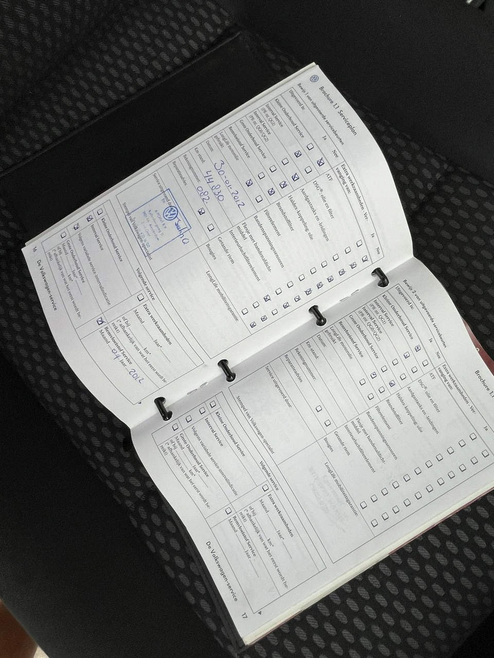 Volkswagen Tiguan - Zdjęcie 18