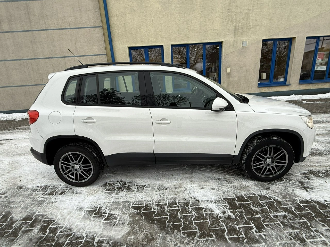 Volkswagen Tiguan - Zdjęcie 11