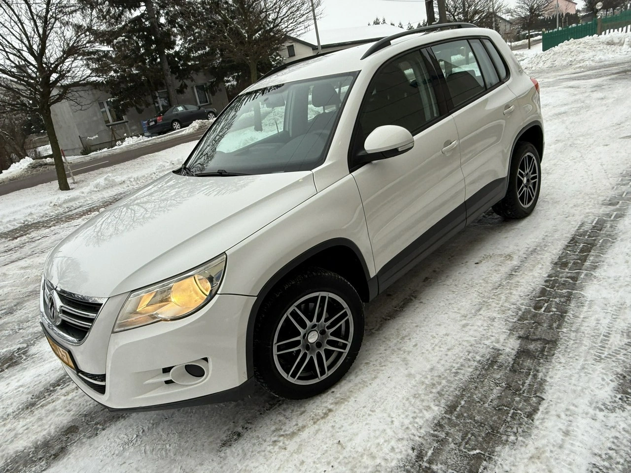 Volkswagen Tiguan - Główne zdjęcie