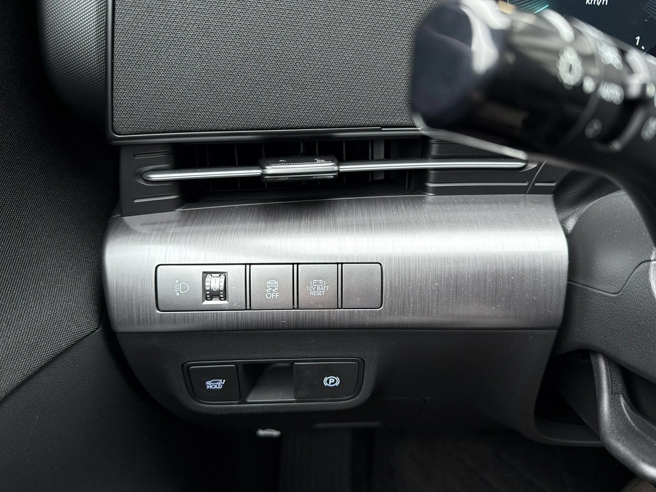 Hyundai Kona - Zdjęcie 18