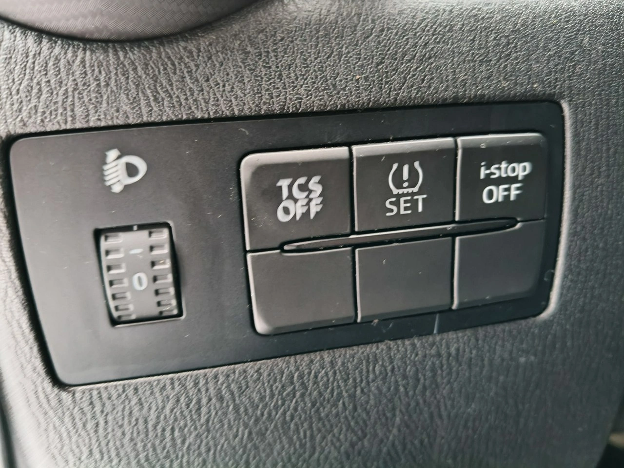 Mazda CX-3 - Zdjęcie 8