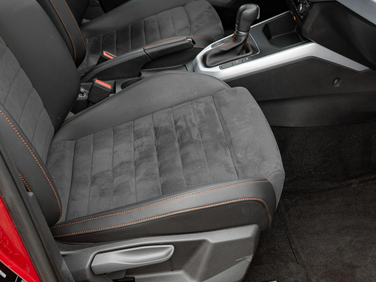 Seat Arona - Zdjęcie 32