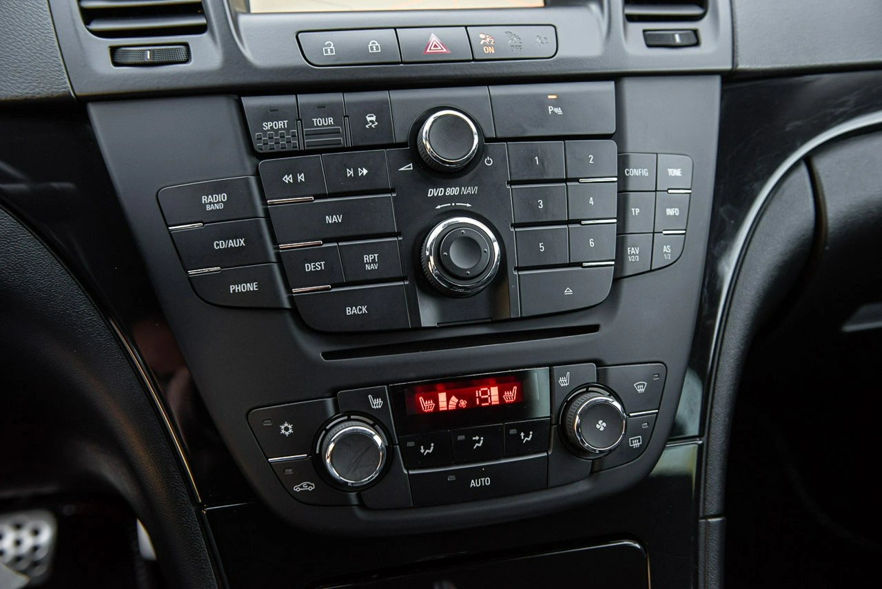 Opel Insignia - Zdjęcie 20