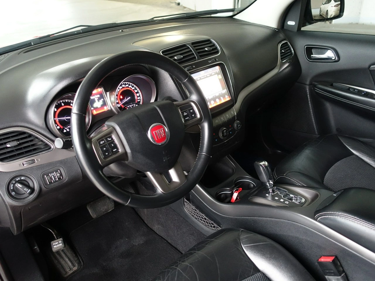 Fiat Freemont - Zdjęcie 11