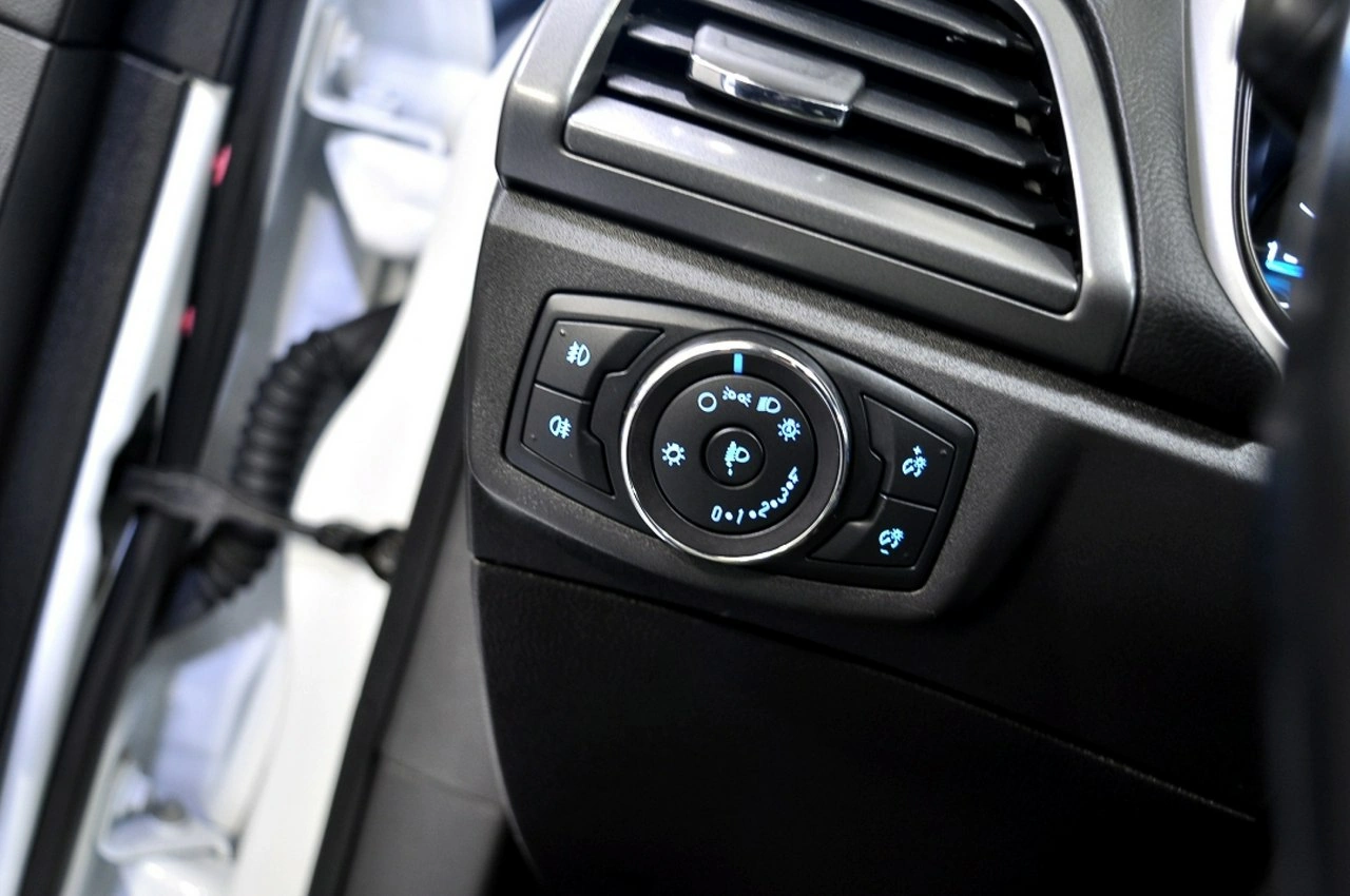 Ford Mondeo - Zdjęcie 14