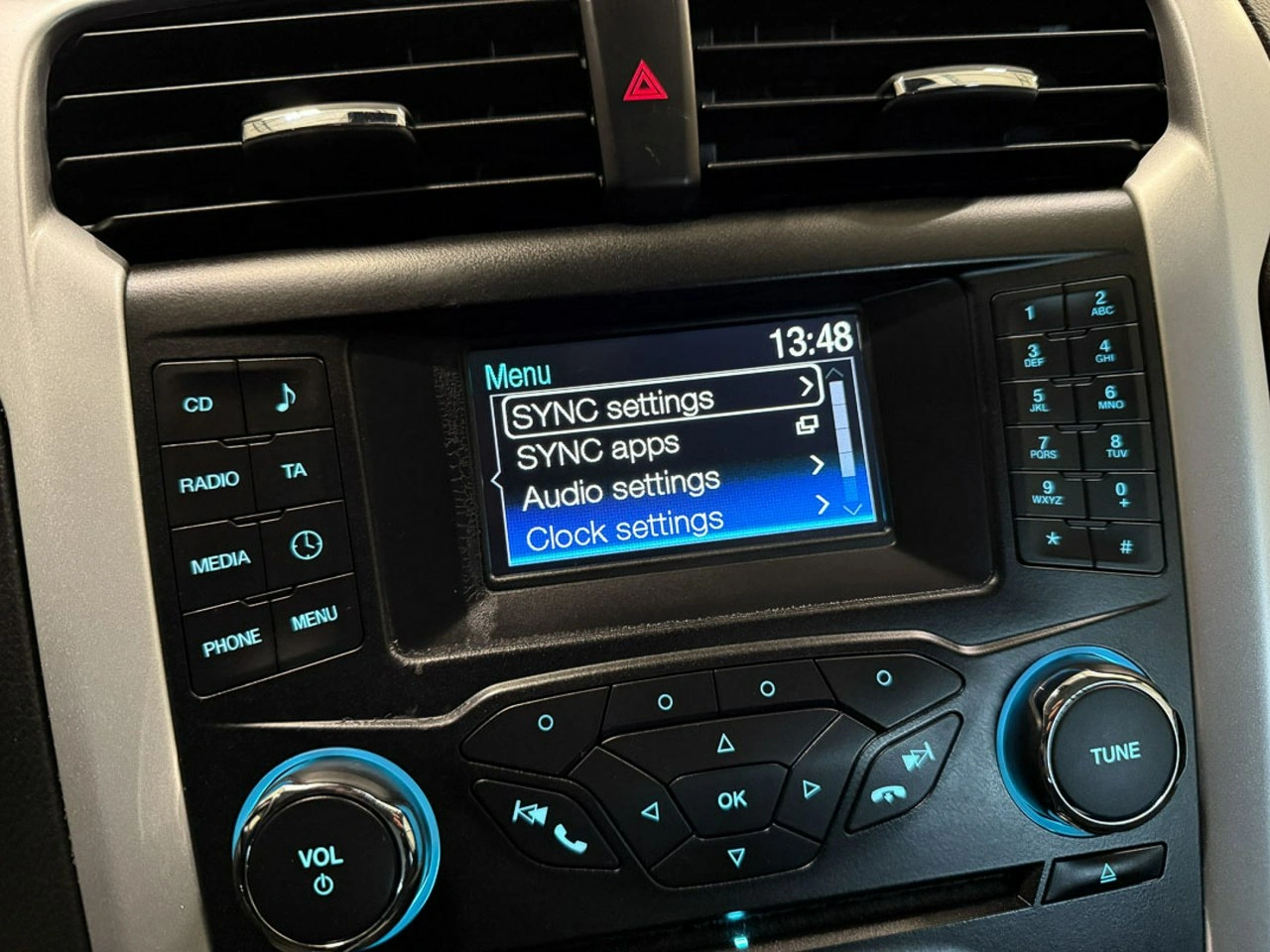 Ford Mondeo - Zdjęcie 26