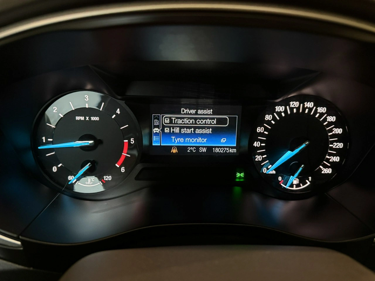 Ford Mondeo - Zdjęcie 30