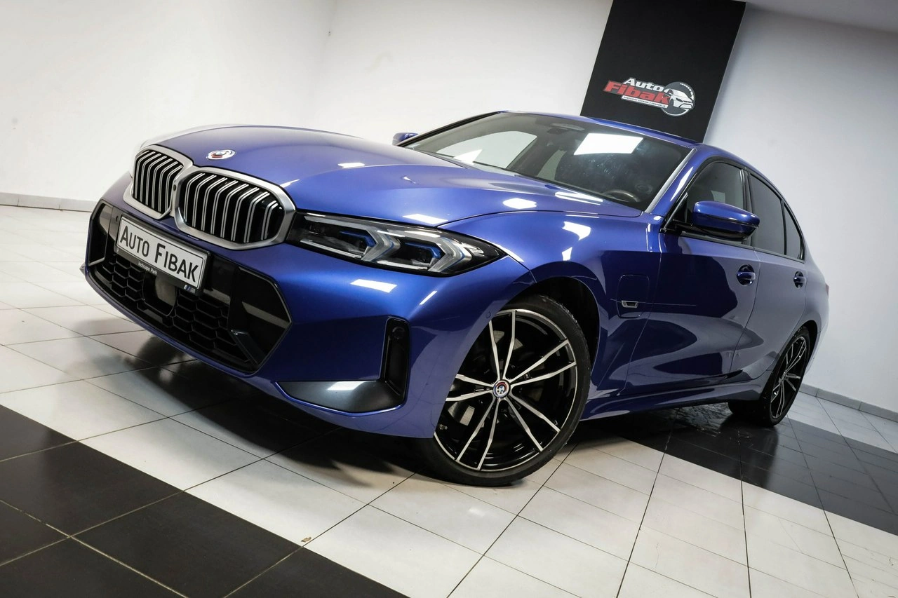 BMW 330 - Zdjęcie 9