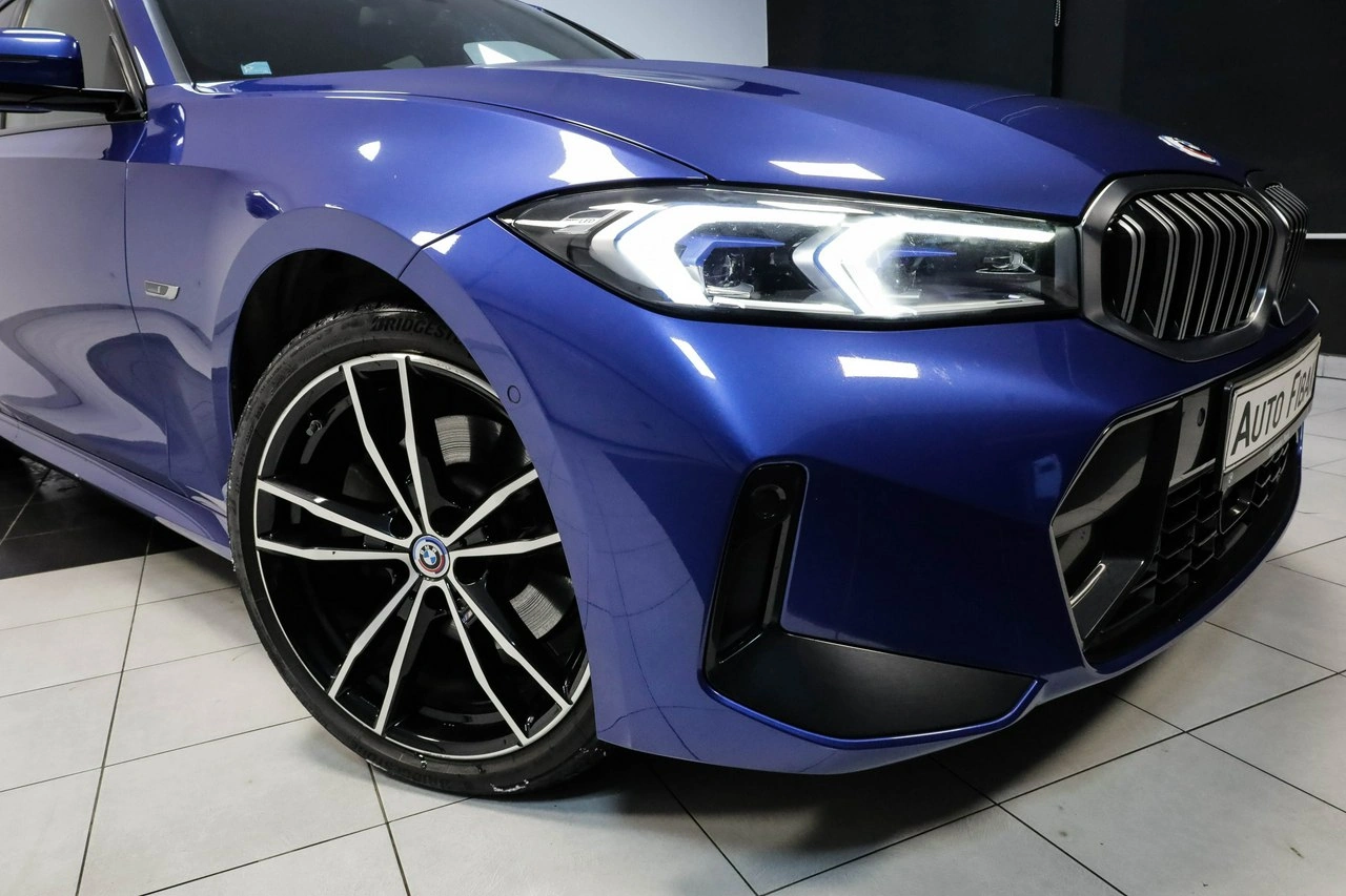 BMW 330 - Zdjęcie 3