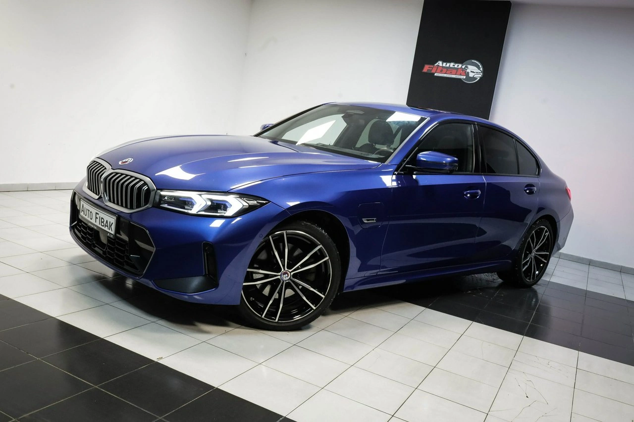 BMW 330 - Zdjęcie 5