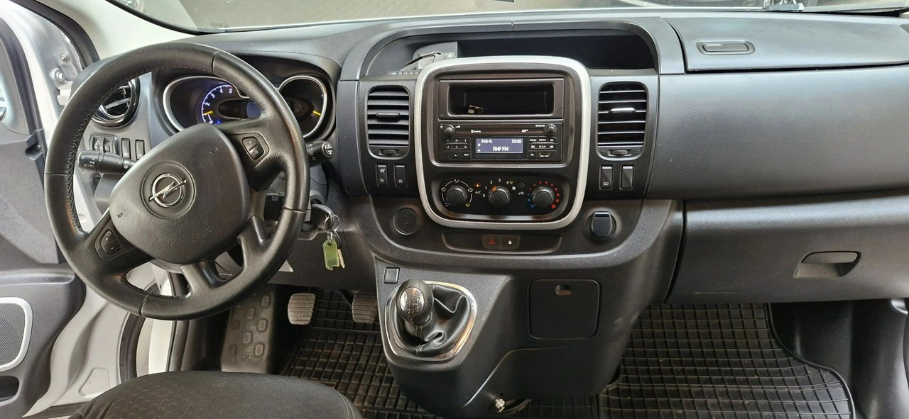 Opel Vivaro - Zdjęcie 11