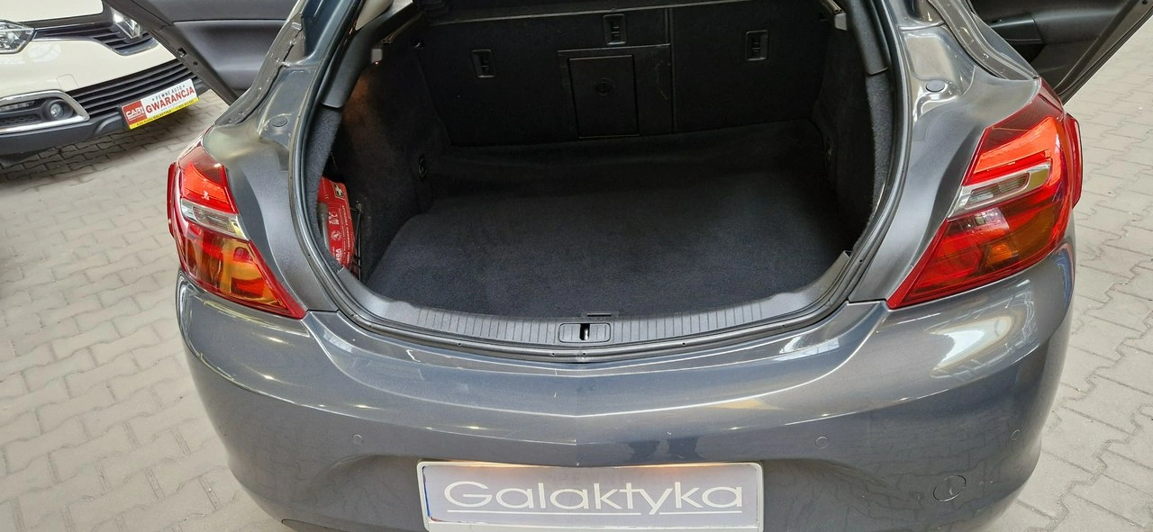 Opel Insignia - Zdjęcie 17
