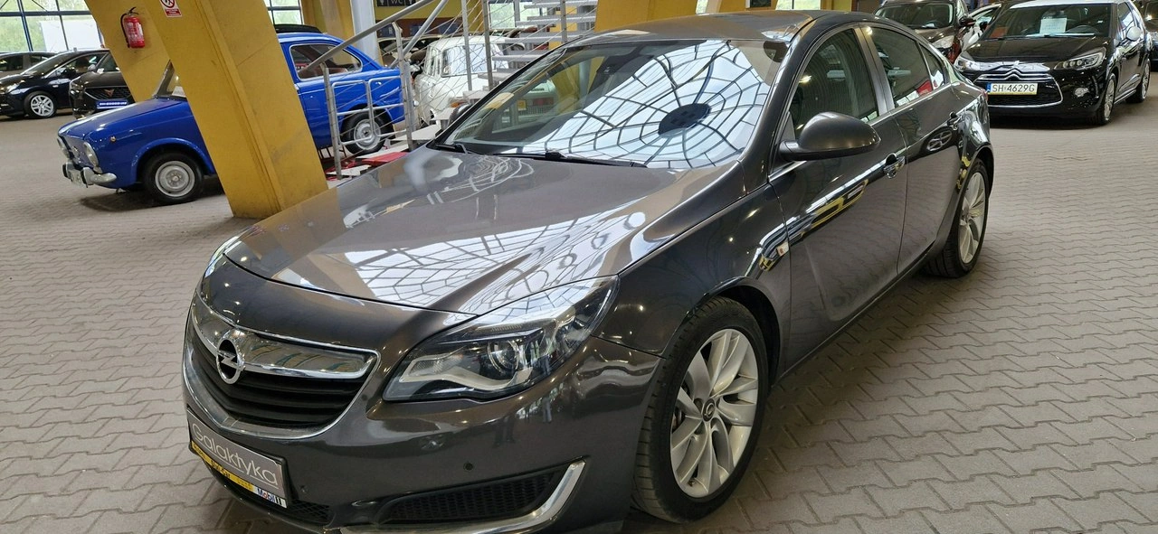Opel Insignia - Zdjęcie 3