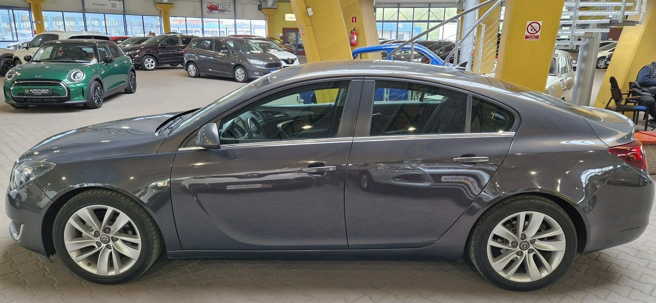Opel Insignia - Zdjęcie 4