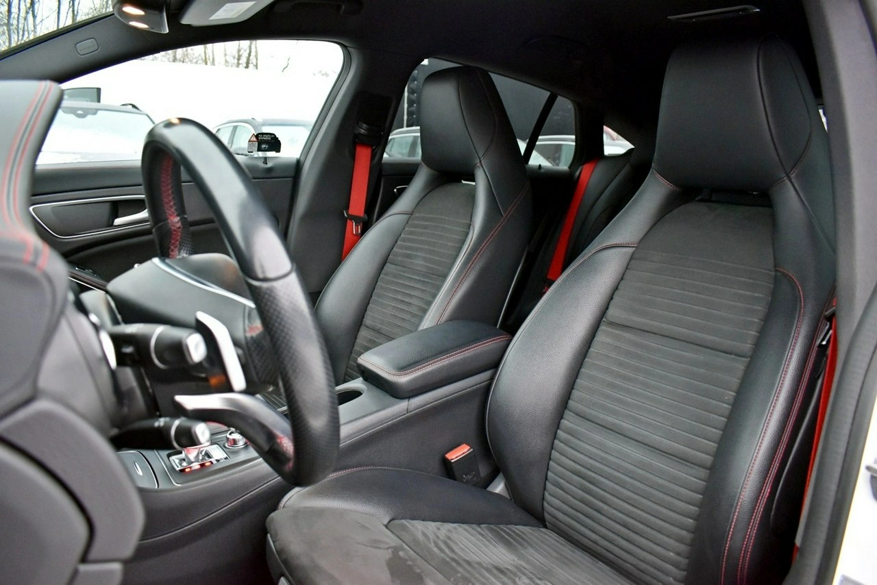 Mercedes CLA 45 AMG - Zdjęcie 9