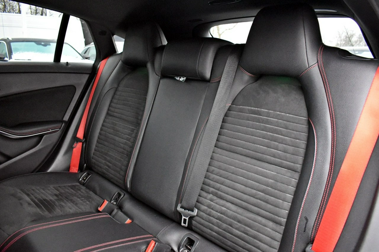 Mercedes CLA 45 AMG - Zdjęcie 10