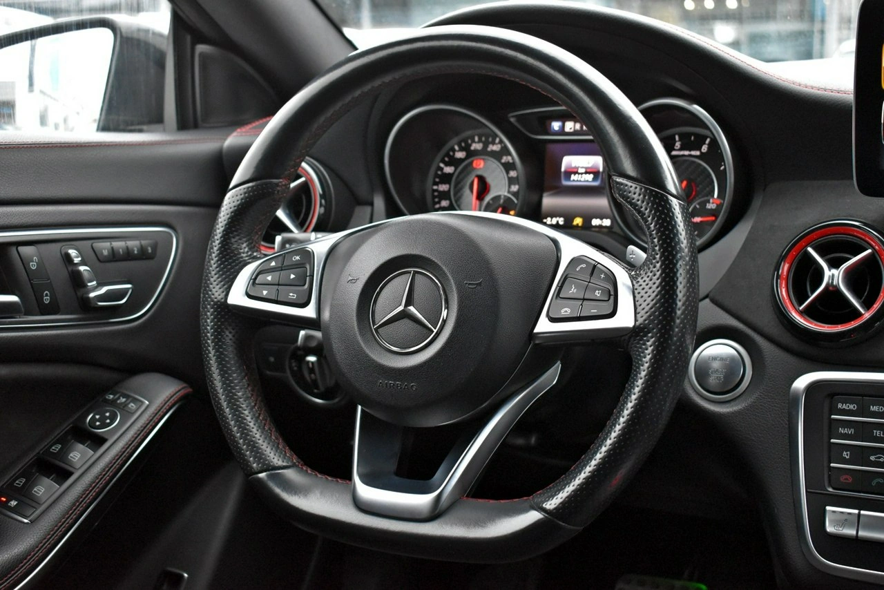 Mercedes CLA 45 AMG - Zdjęcie 20