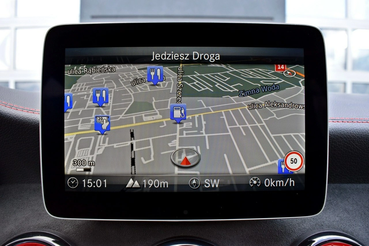 Mercedes CLA 45 AMG - Zdjęcie 22