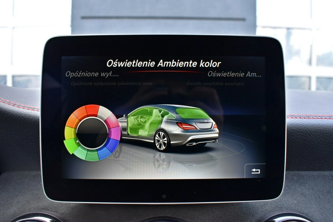 Mercedes CLA 45 AMG - Zdjęcie 25