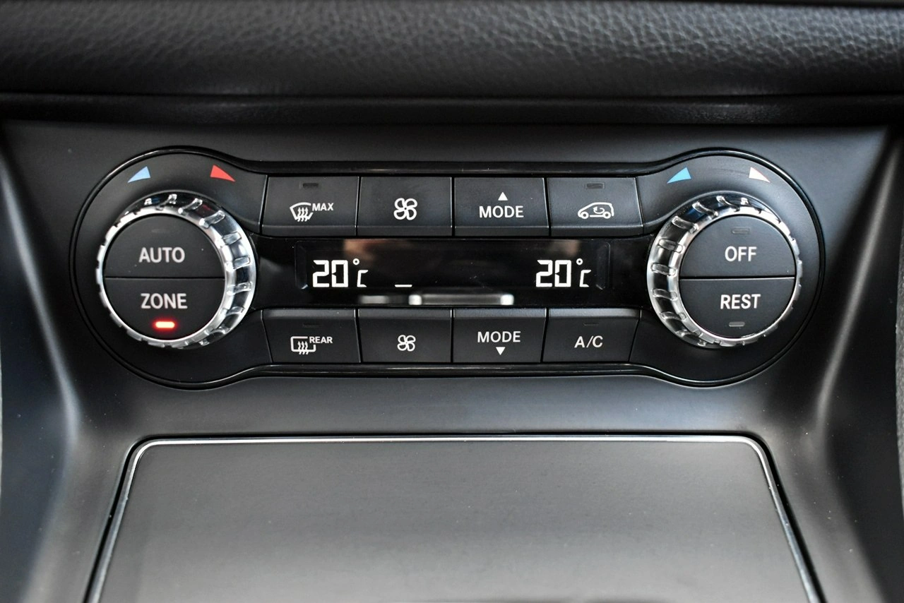 Mercedes CLA 45 AMG - Zdjęcie 27