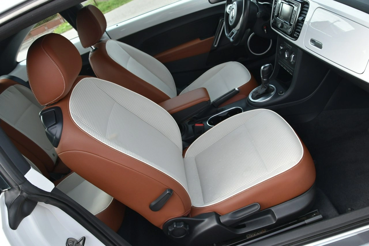 Volkswagen New Beetle - Zdjęcie 20