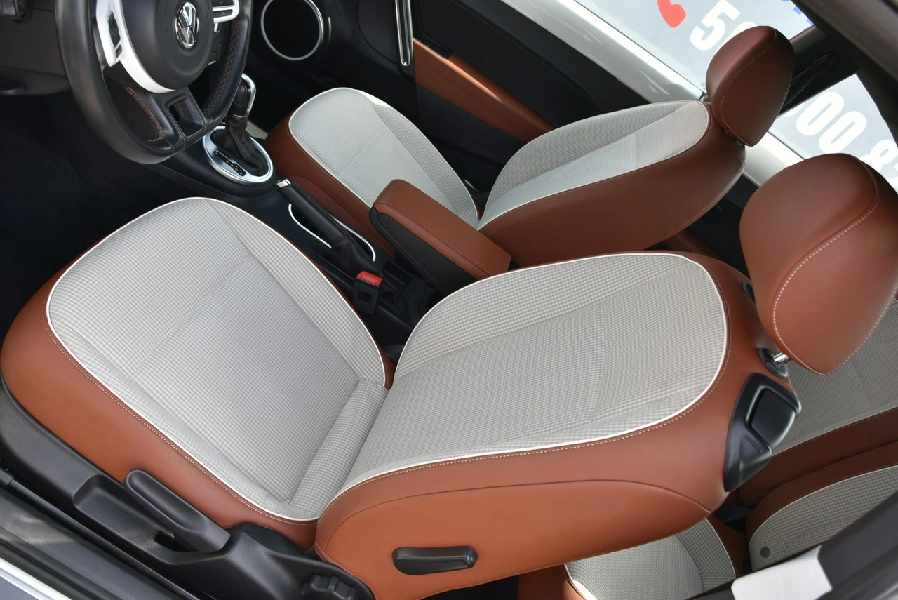 Volkswagen New Beetle - Zdjęcie 21