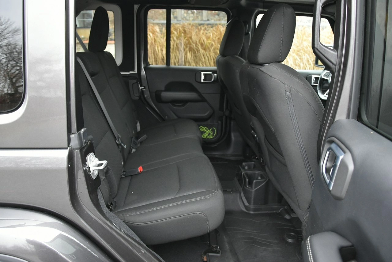 Jeep Wrangler - Zdjęcie 12