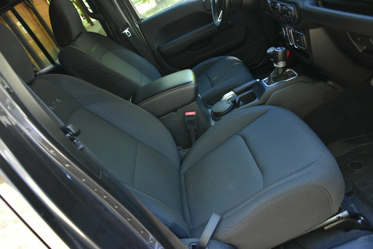 Jeep Wrangler - Zdjęcie 18