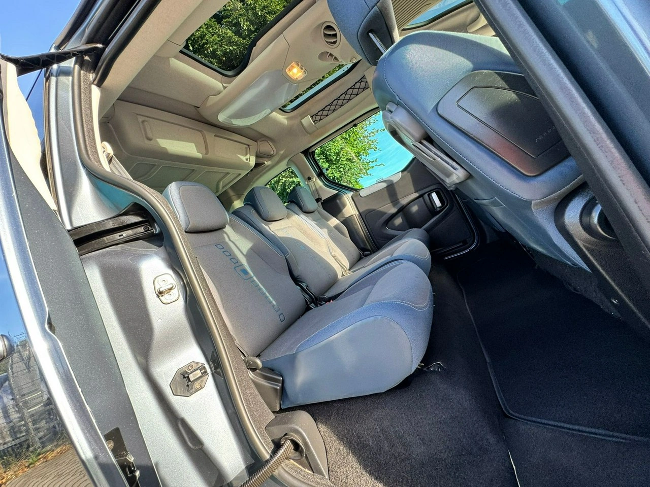 Citroën Berlingo - Zdjęcie 25