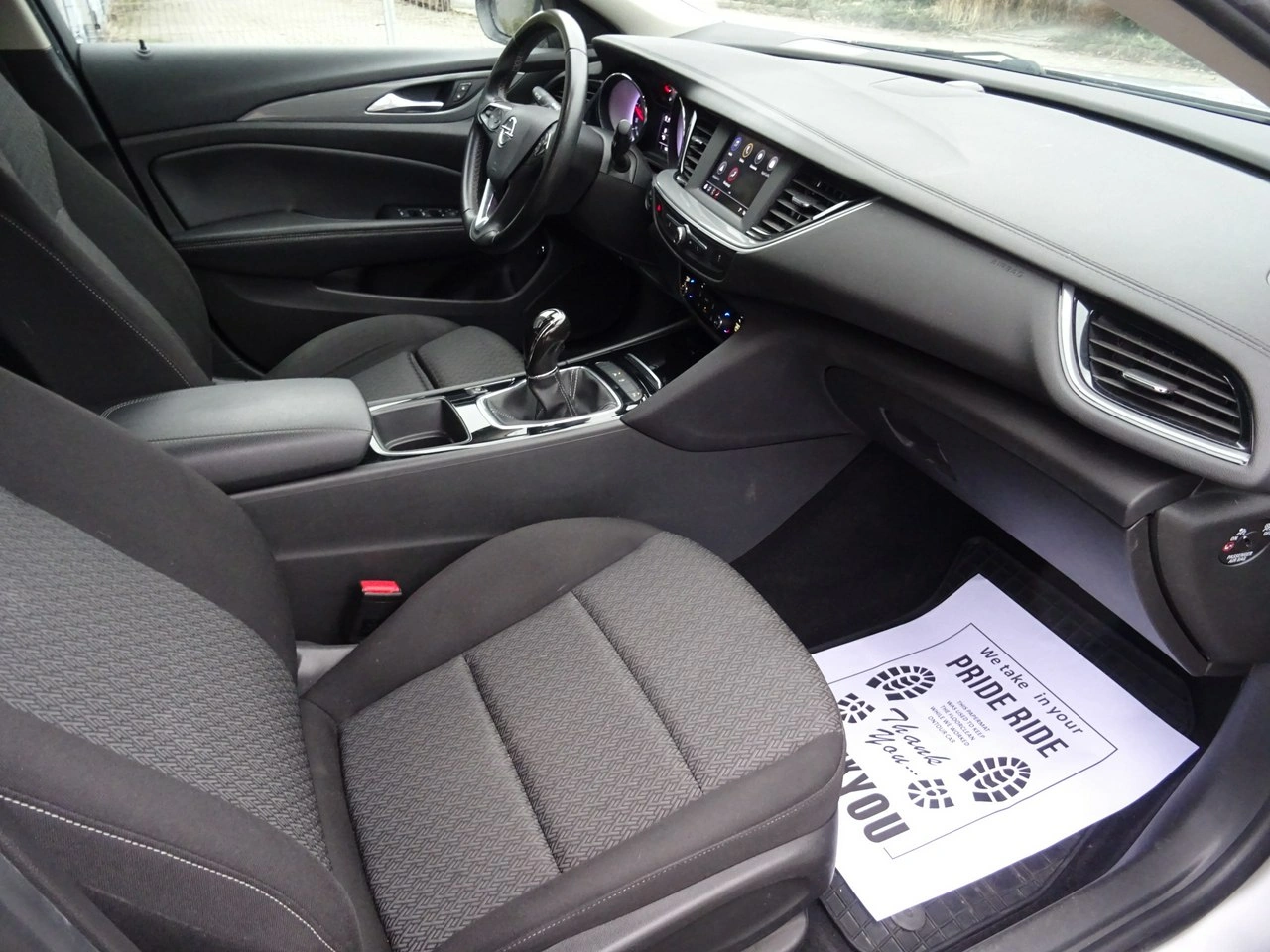 Opel Insignia - Zdjęcie 10