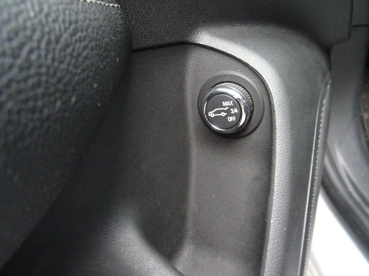 Opel Insignia - Zdjęcie 18