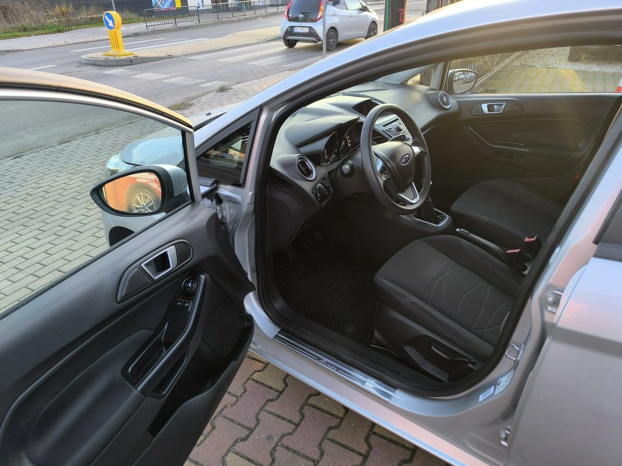 Ford Fiesta - Zdjęcie 13