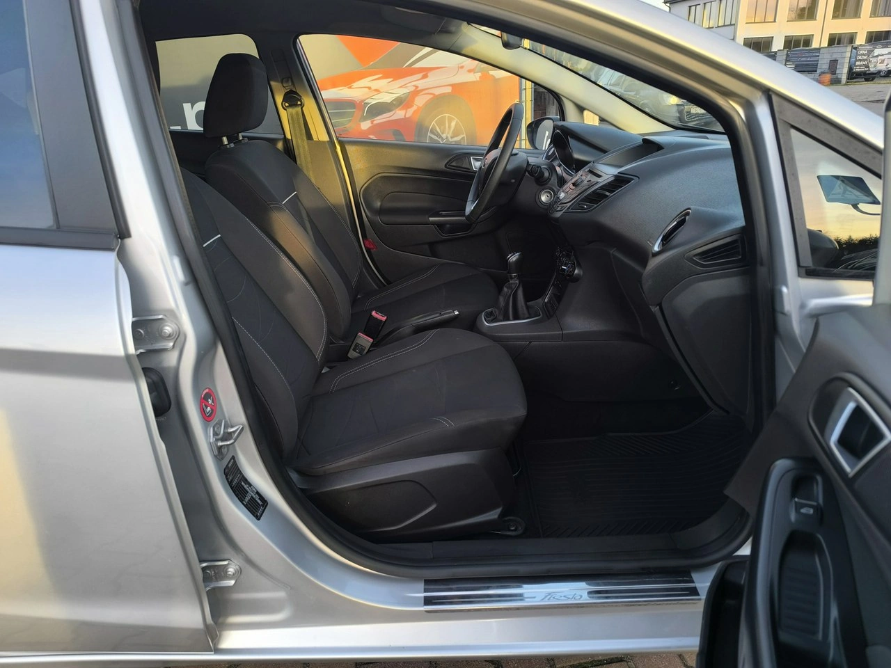 Ford Fiesta - Zdjęcie 23