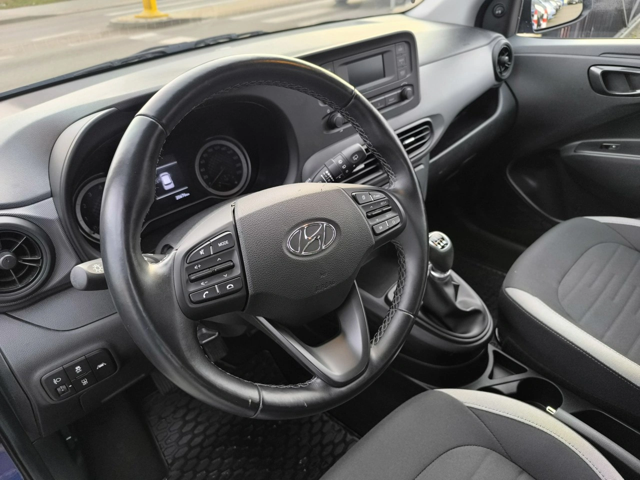 Hyundai i10 - Zdjęcie 12