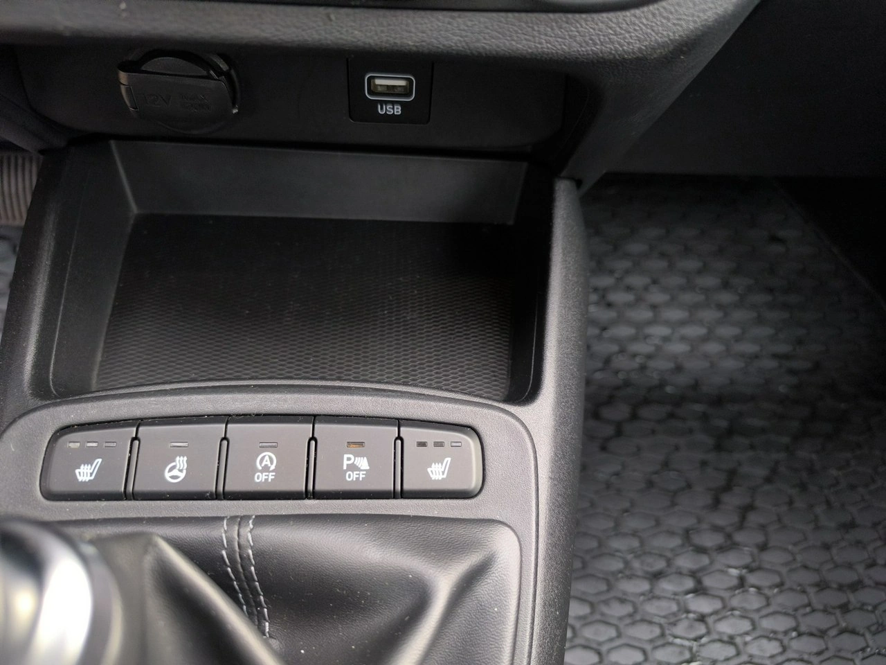 Hyundai i10 - Zdjęcie 14