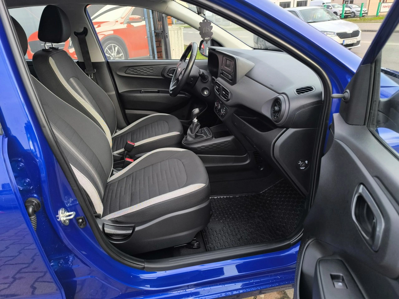 Hyundai i10 - Zdjęcie 22