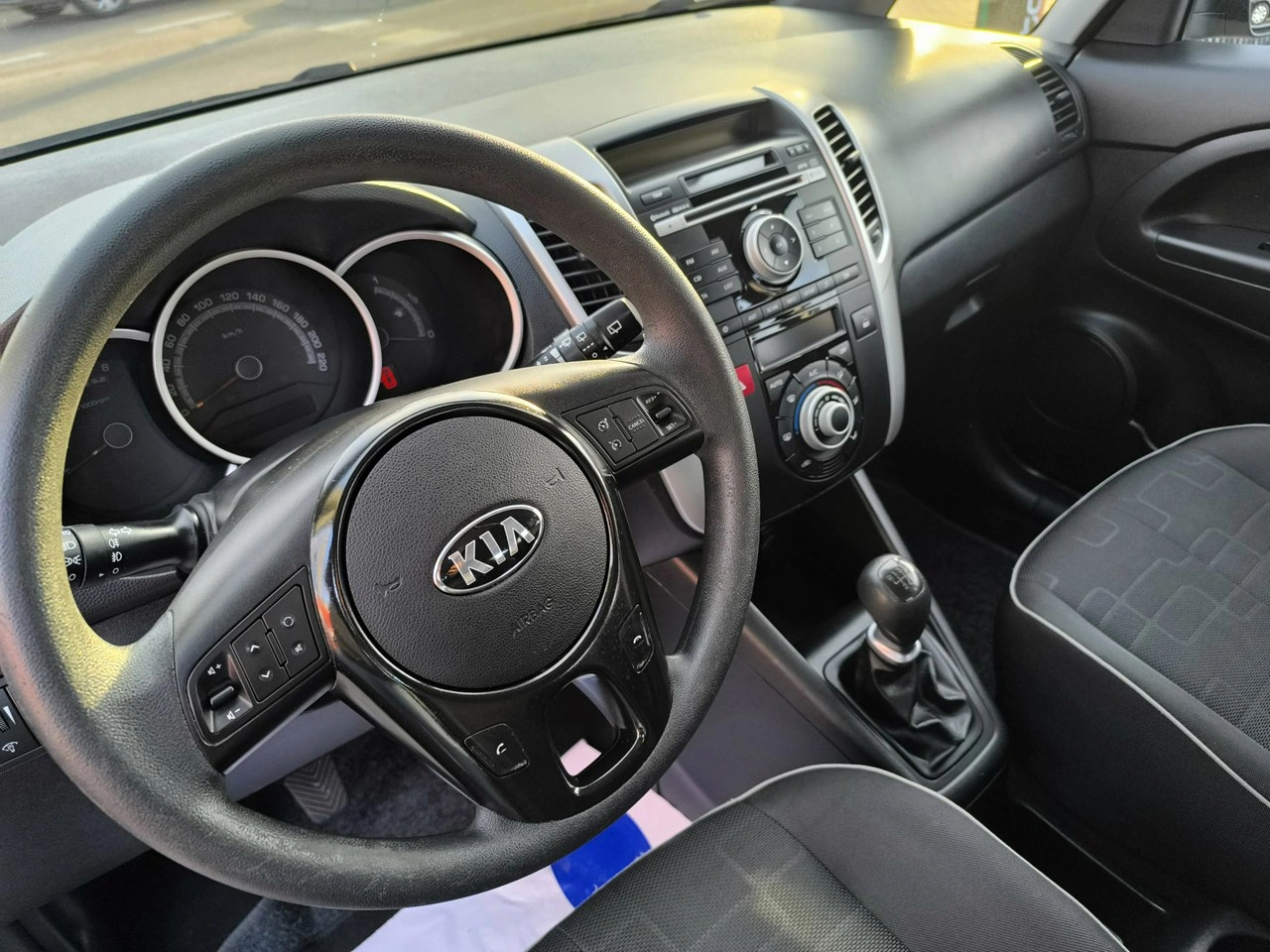 Kia Venga - Zdjęcie 13