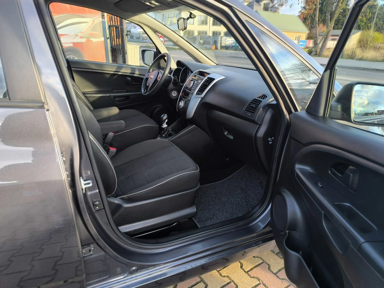 Kia Venga - Zdjęcie 17