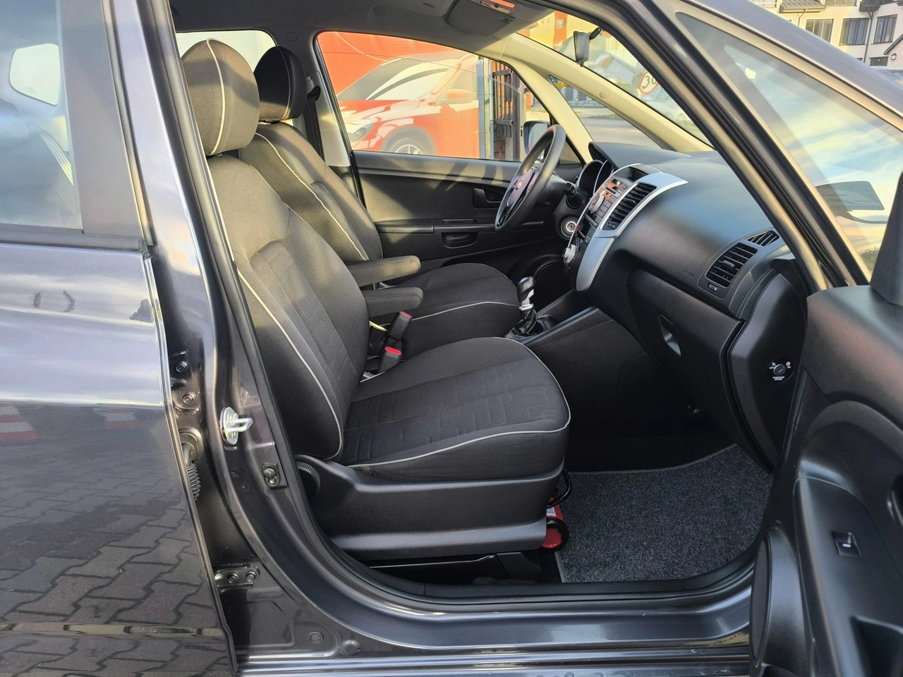 Kia Venga - Zdjęcie 20