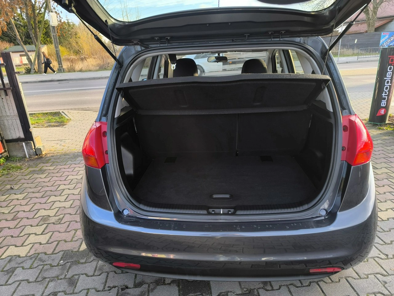 Kia Venga - Zdjęcie 22