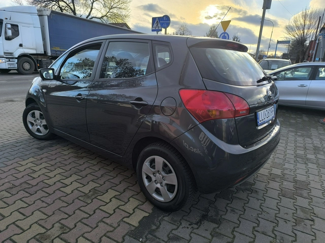Kia Venga - Zdjęcie 6