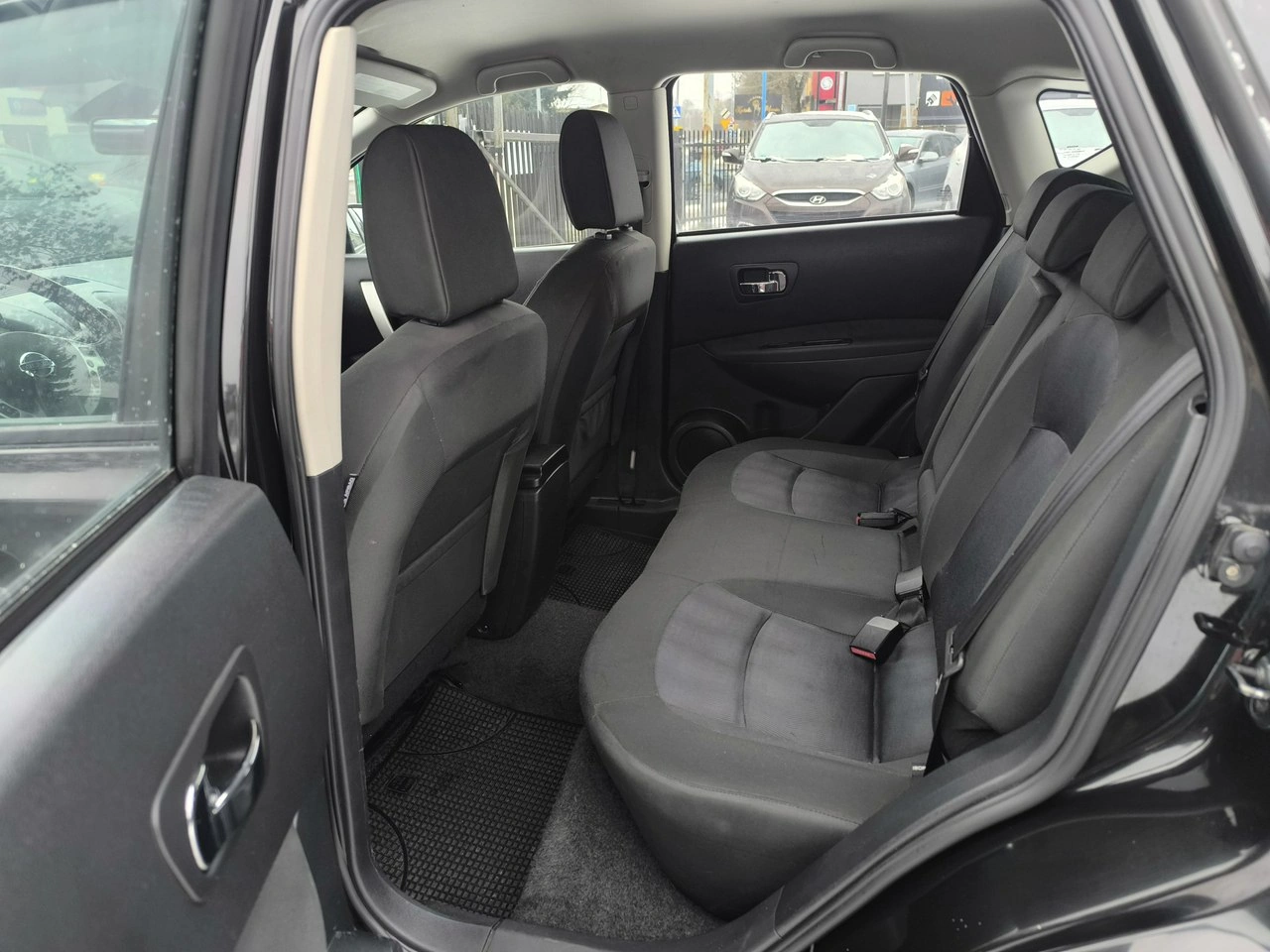 Nissan Qashqai - Zdjęcie 16