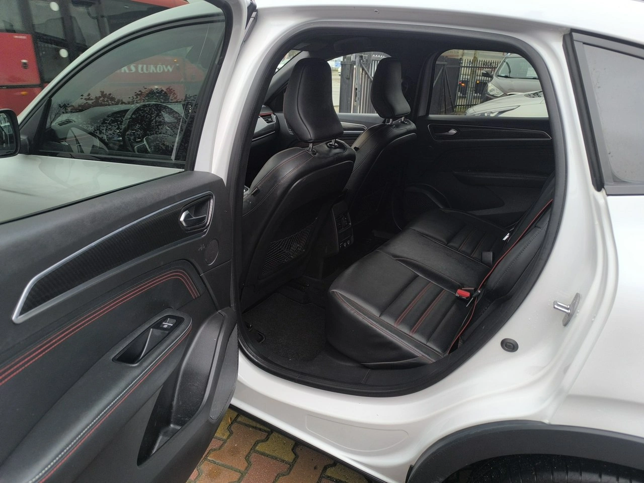 Renault Arkana - Zdjęcie 16