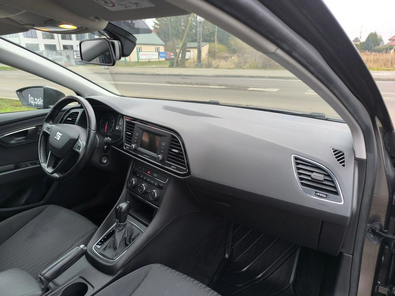 Seat Leon - Zdjęcie 16