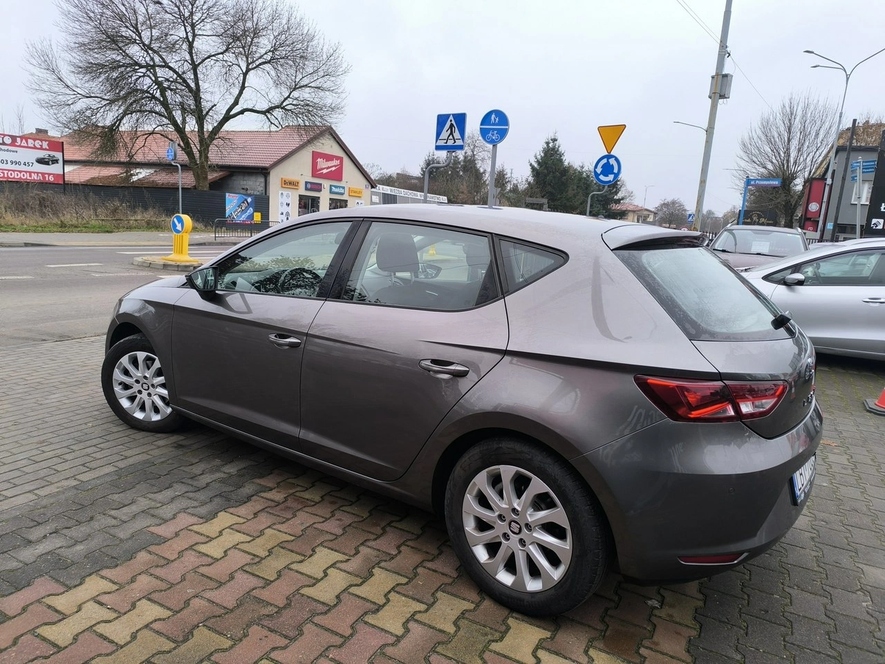 Seat Leon - Zdjęcie 25