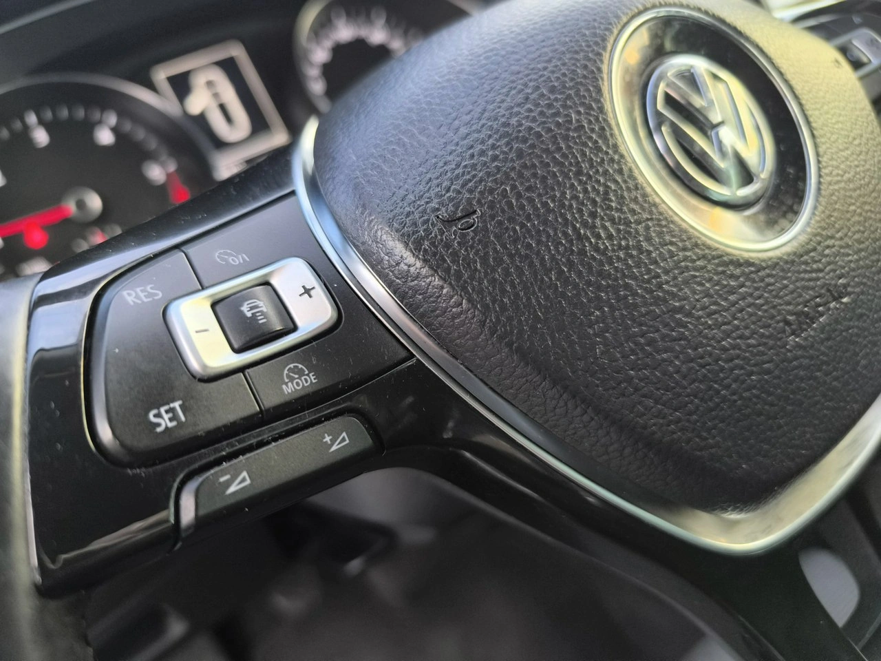 Volkswagen Passat - Zdjęcie 18