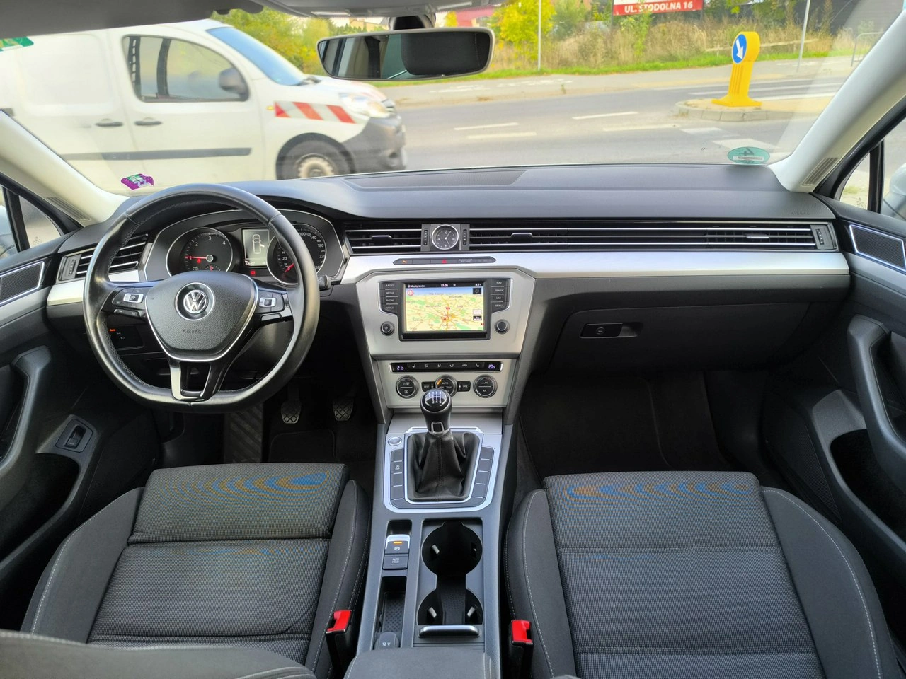 Volkswagen Passat - Zdjęcie 26